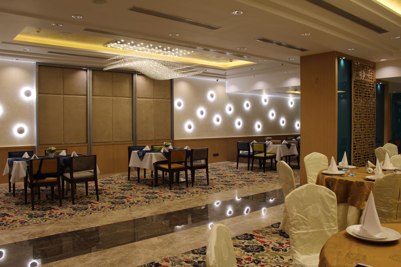 Skk Blu Hotel & Spa Udaipur Exterior photo