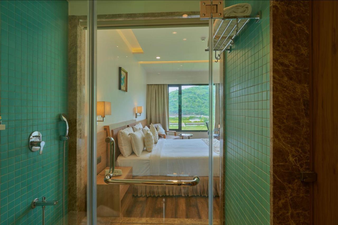 Skk Blu Hotel & Spa Udaipur Exterior photo